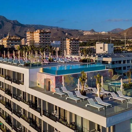 Spring Bitacora מלון