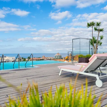 Spring Bitácora Szálloda